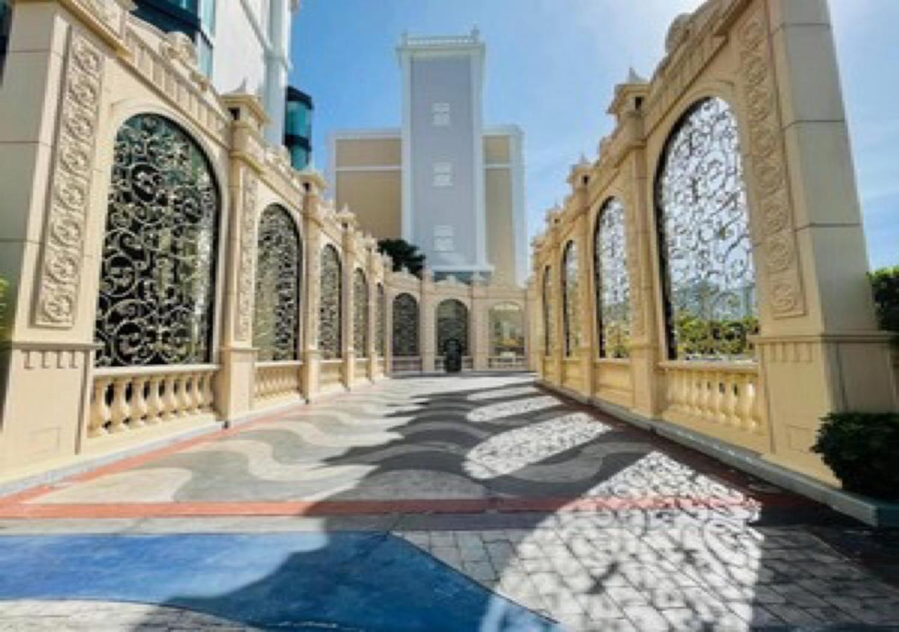 Espana Condo Resort 888 Джомтьен Экстерьер фото
